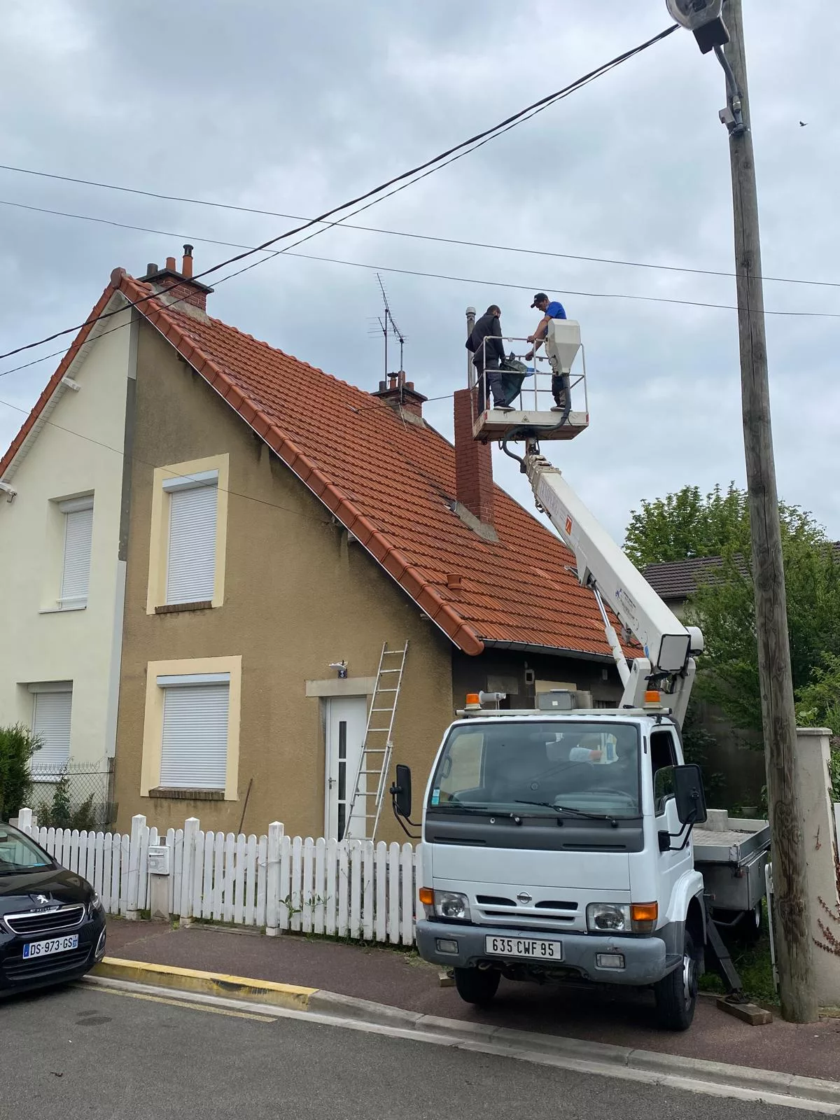 Intervention de TDF Couverture pour une urgence toiture en Seine-et-Marne.
